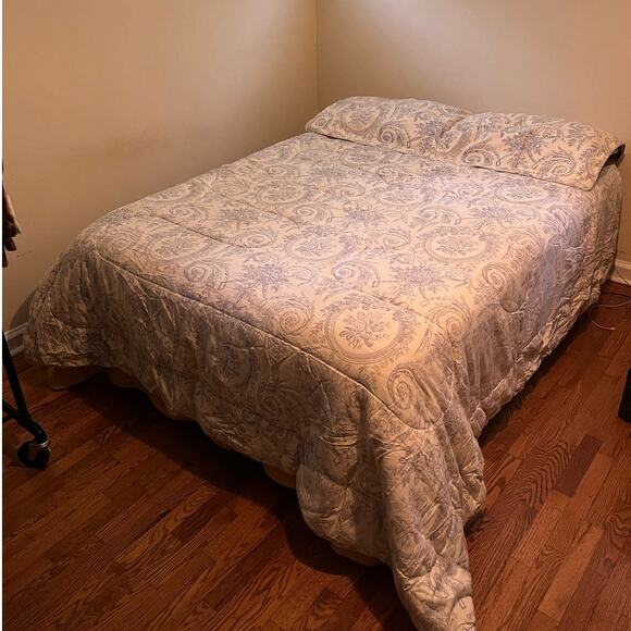 Vintage French country Toile‎ Cream Blue Queen Quilt Comforter Bedspread 2 Shams - Picture 10 of 10